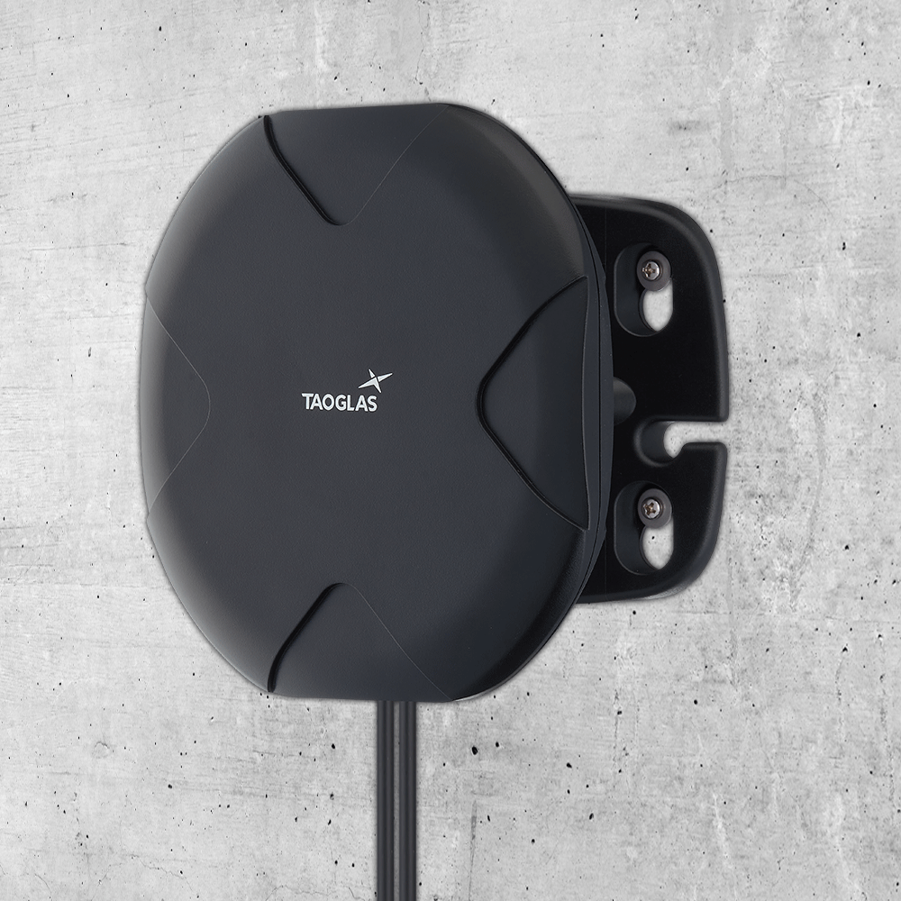 Optimum Business Wideband 4G LTE 2*MIMO Cross Polarized Antenna with Multi-mount Bracket - 30' & 65' antenna lengths available (Special order)